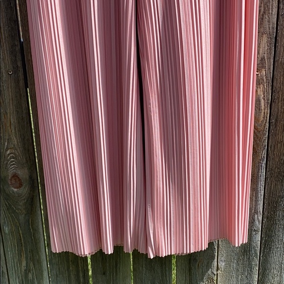 Pleated Pants - Picture 5 of 10